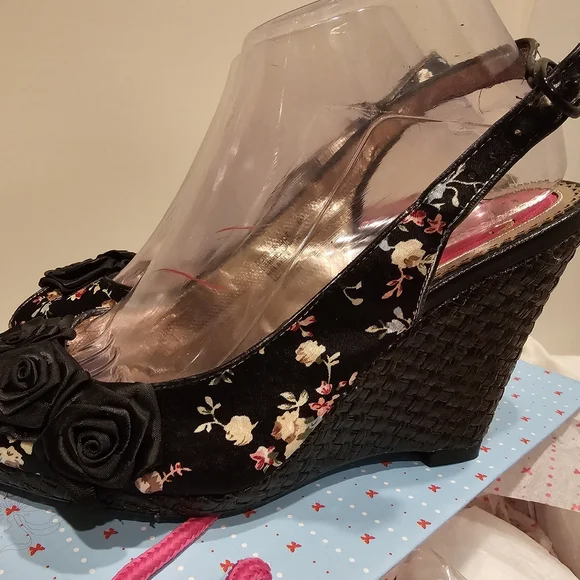 Poetic Licence Softer Side floral PeepToe Slingback Platform Wedge 8M New in box - Picture 14 of 16